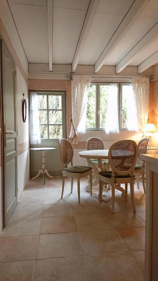A L'Ombre Du Tilleul Apartment Giverny Exterior photo