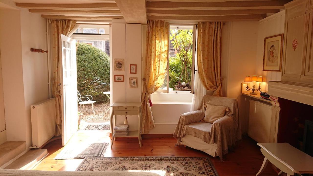 A L'Ombre Du Tilleul Apartment Giverny Exterior photo