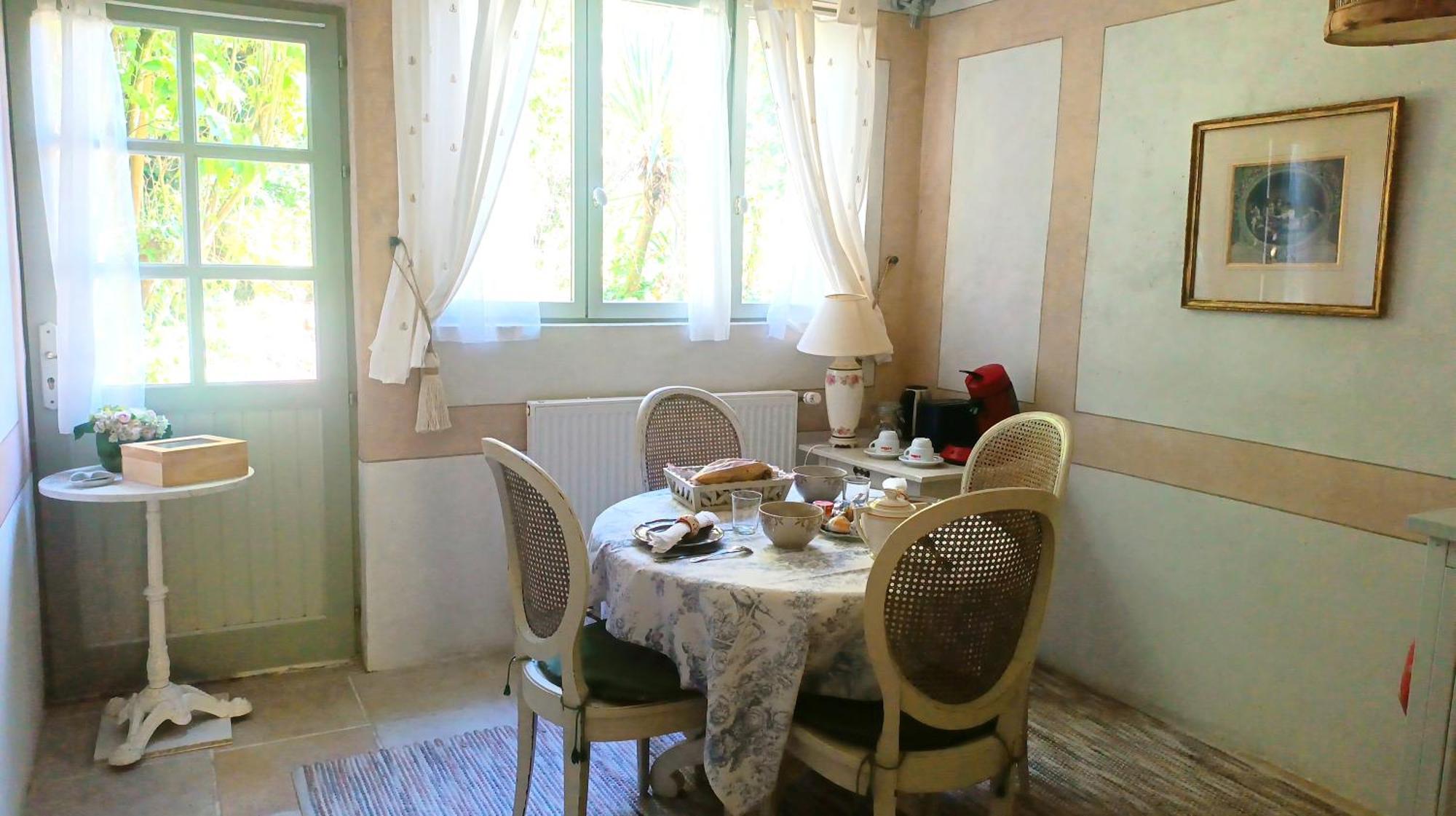 A L'Ombre Du Tilleul Apartment Giverny Exterior photo